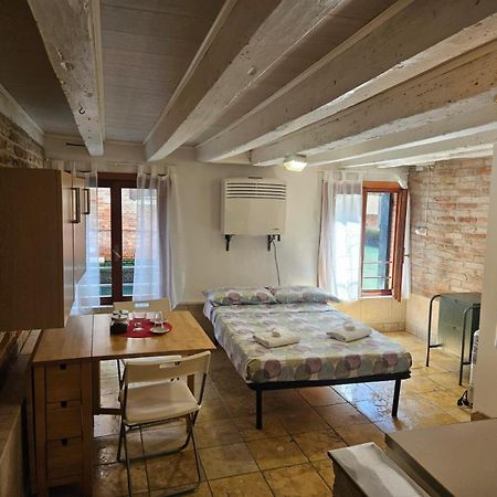 Romantic Apartment Velence Kültér fotó